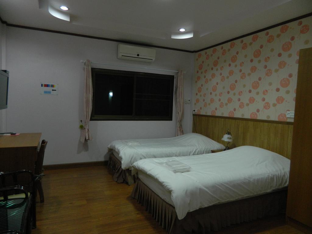 Garden Place Пхетчабун Номер фото